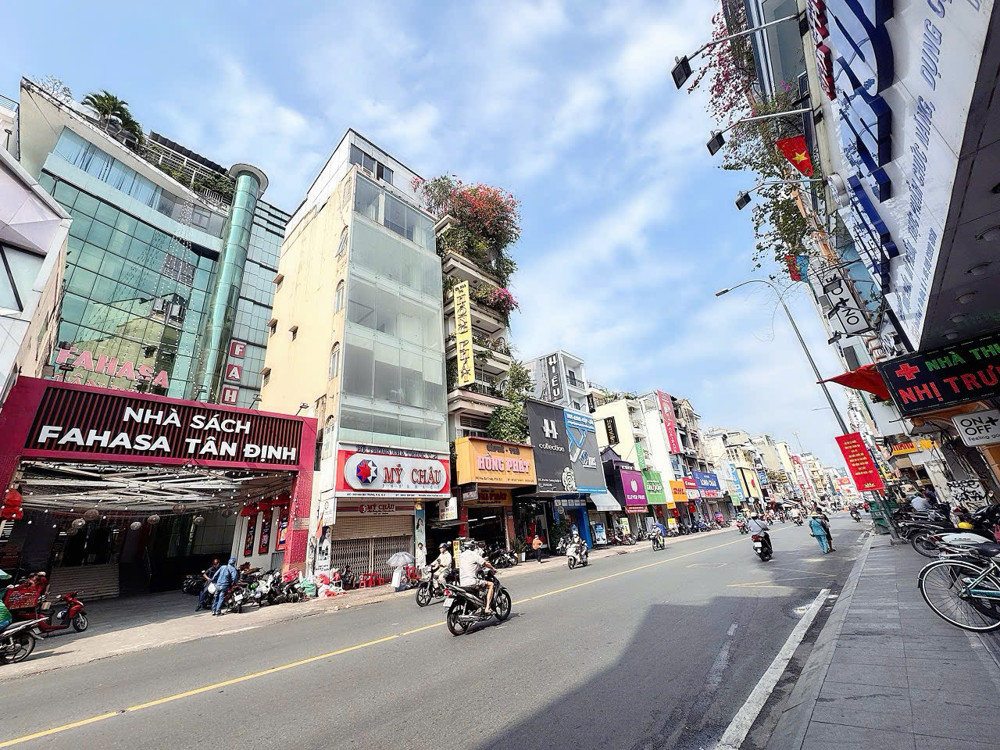 Bán Tòa Nhà 6 Tầng Thang Máy- Mặt Tiền Kd Đ.hai Bà Trưng, Quận 3- View Trực Diện Chợ Tân Định Siêu