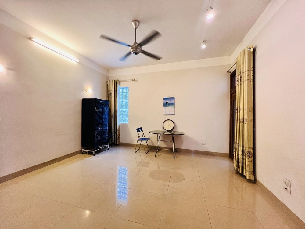 Bán Nhà Mặt Phố Nguyễn Xiển, 6 Tầng Thông Sàn Vỉa Hè 5M, Kinh Doanh, Văn Phòng, Chỉ 20.X Tỷ