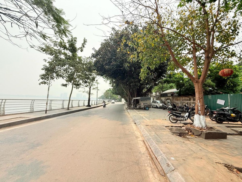 Siêu Hiếm Vị Trí Đắc Địa Phố Trích Sài 80M 6T Gía 75 Tỷ Mặt Ngõ Ô Tô Tránh View Hồ Tây