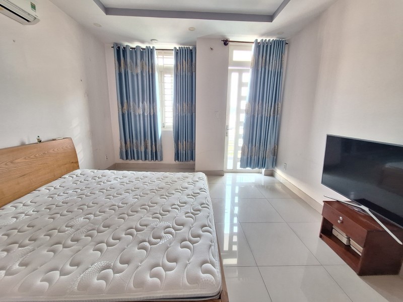 Bán Nhà Đường Số 2, Tăng Nhơn Phú B, Thủ Đức, Tp Hcm. Dt 167 M2, 3 Tầng. Giá - 12.9 Tỷ