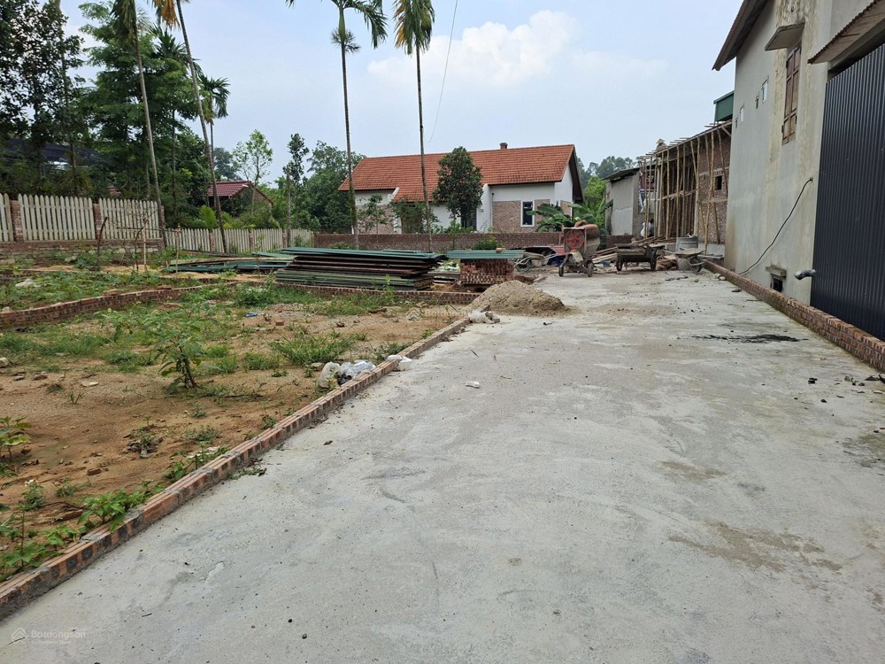 Chính Chủ Bán 80M2 Đất Thổ Cư Sẵn Sổ Đường Oto Tới Đất Tại Liên Bão