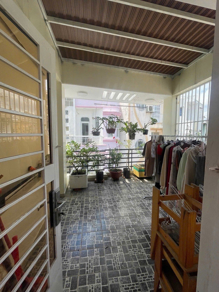 Xe Hơi 7 Chỗ Tới Nhà - 50M2 (Ngang 4M) - 3 Lầu Đúc - Thích Quảng Đức, Phú Nhuận - Chỉ 7.45 Tỷ