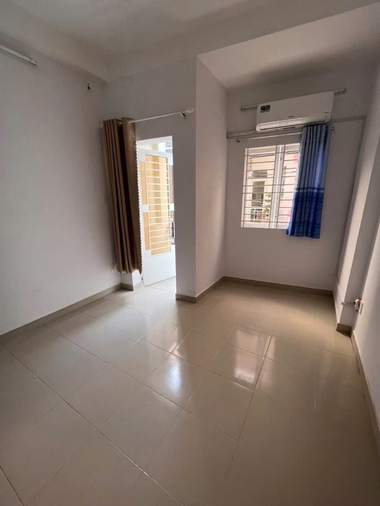Xe Hơi 7 Chỗ Tới Nhà - 50M2 (Ngang 4M) - 3 Lầu Đúc - Thích Quảng Đức, Phú Nhuận - Chỉ 7.45 Tỷ