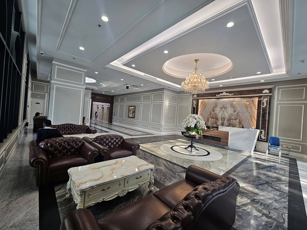 Tòa Building Siêu Vip Duy Tân 630M 9 Tầng, Doanh Thu Tiền Tỷ, Chỉ 385 Tỷ