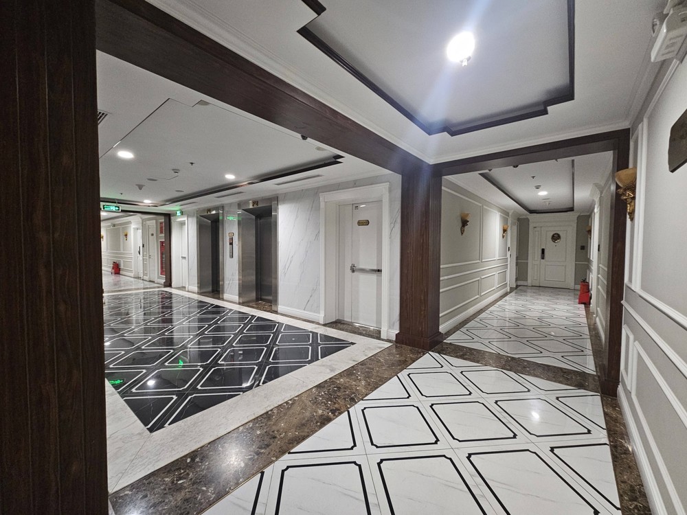 Tòa Building Siêu Vip Duy Tân 630M 9 Tầng, Doanh Thu Tiền Tỷ, Chỉ 385 Tỷ