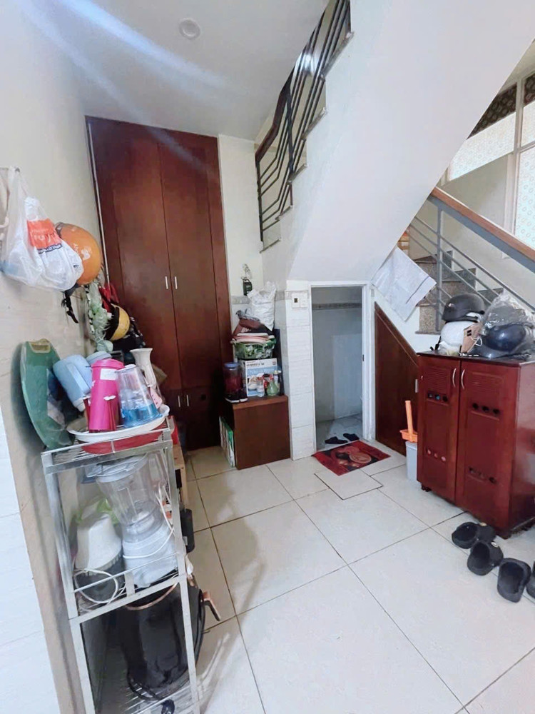 Bán Nhà Chính Chủ 99 Ba Vân 53M2 (4X14) 4 Tầng, 4Pn, Sổ Đỏ - Cơ Hội Sở Hữu Duy Nhất Chỉ 13.8 Tỷ!