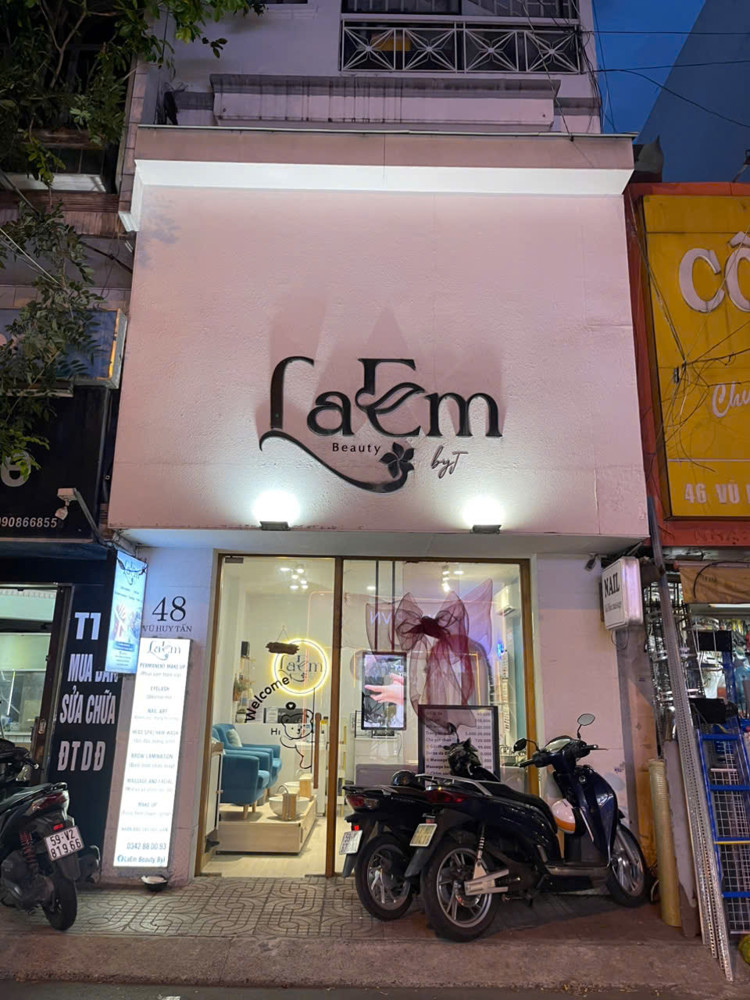 Bình Thạnh ! Sang Rẻ Spa “ Gội – Nail – Mi – Body “ Decor Đẹp Spa 5 Giường 2 Ghế Mi, Khu Cc Miếu