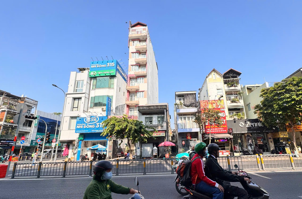 Bán Hotel 10 Tầng Có Hầm - Mặt Tiền Đinh Tiên Hoàng, Quận 1- Khai Thác 150Tr/th- Chủ 1 Đời Xưa