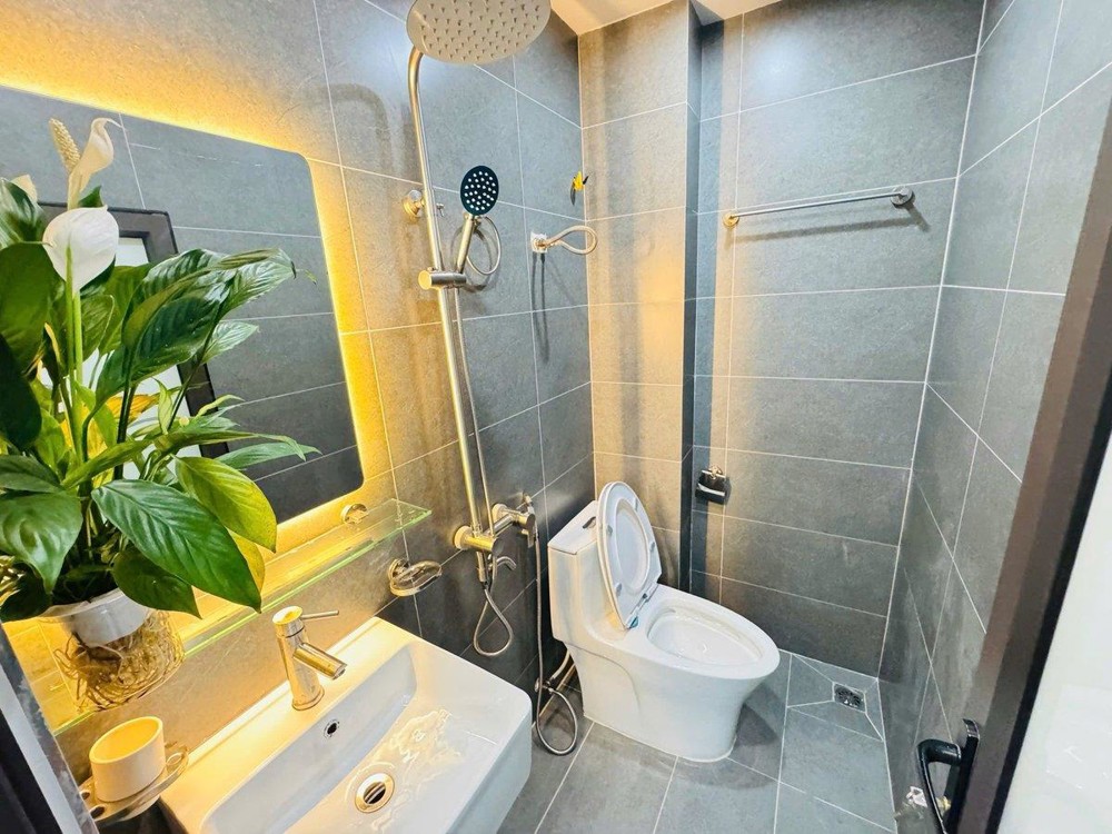 Hàng Hiếm, Ô Tô Tải Đỗ Cửa, Kinh Doanh Onl, 2 Thoáng Trước Sau, Trung Tâm Quận Đống Đa, Vị