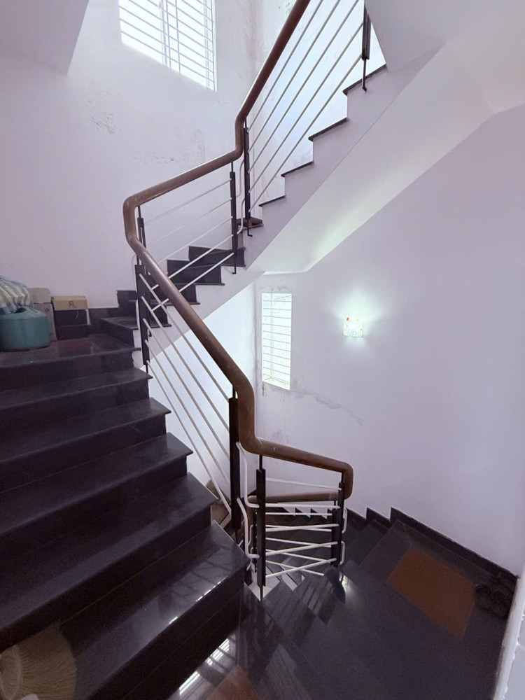► Nhà Sát Lê Đình Dương Cầu Rồng, 42M2, 3.5 Tầng 4Pn, Nhỉnh 4 Tỷ