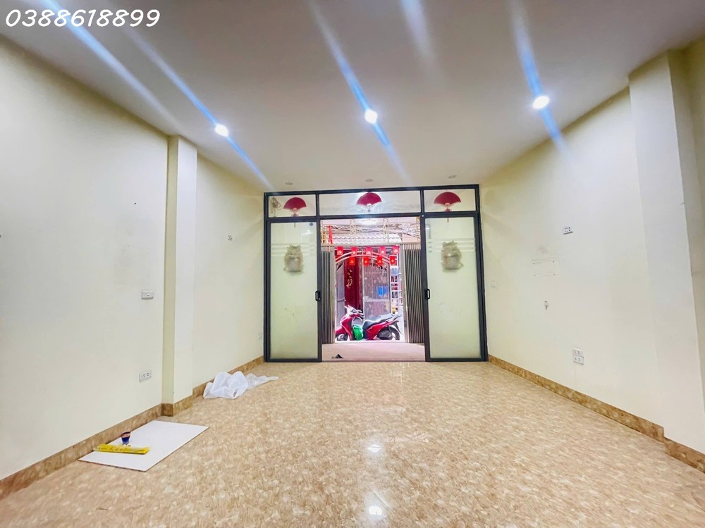 Láng Hạ - Đống Đa - Nhà Đẹp Dân Xây - Cách Phố 20M