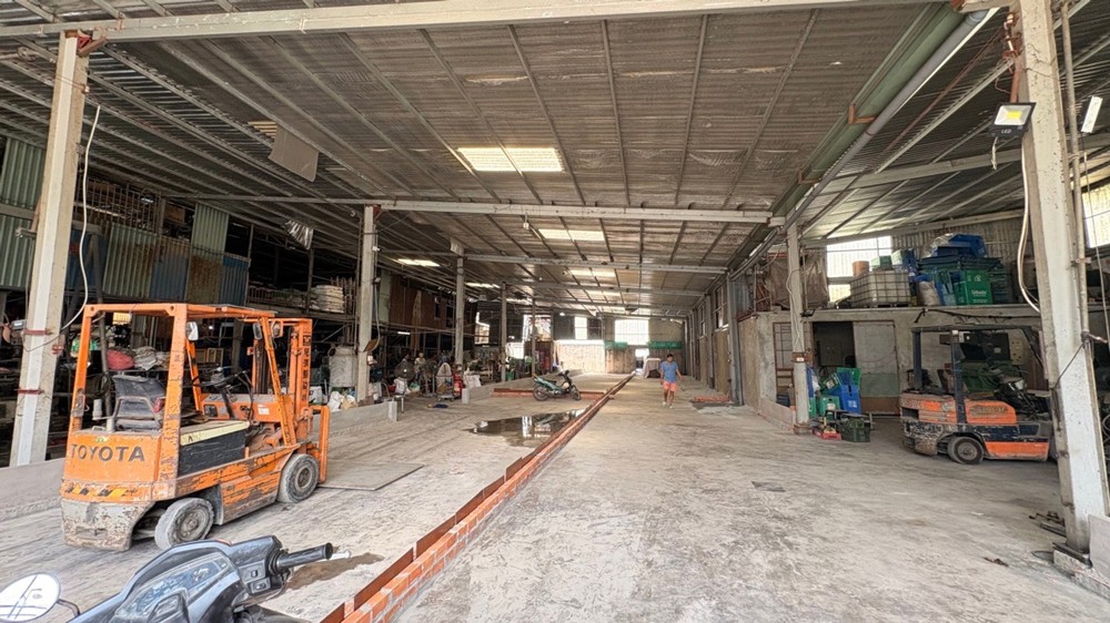 Bán Đất Xây Vp Cty, Kho Xưởng Hẻm Xe Tải Gần Mặt Tiền An Phú Đông, 410M2 Giá Nhỉnh 45Tr/m2