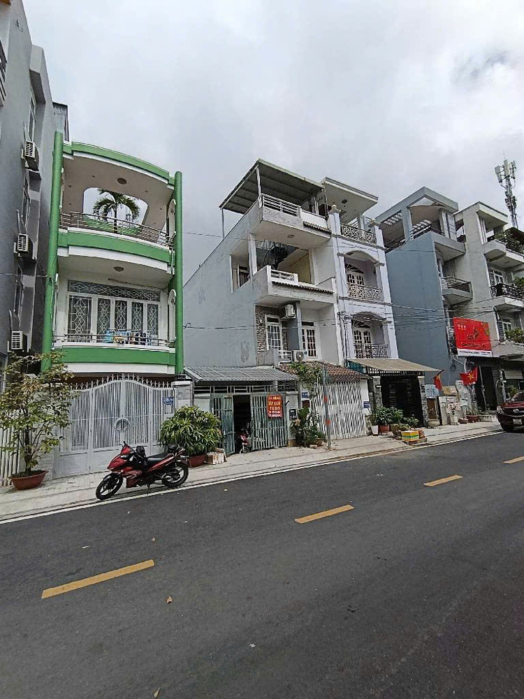 Quận 7, Ngay Nhà Thi Đấu Đa Năng. 4X18m. Đường 12M. Chỉ 11 Tỷ 6. Bán Gấp