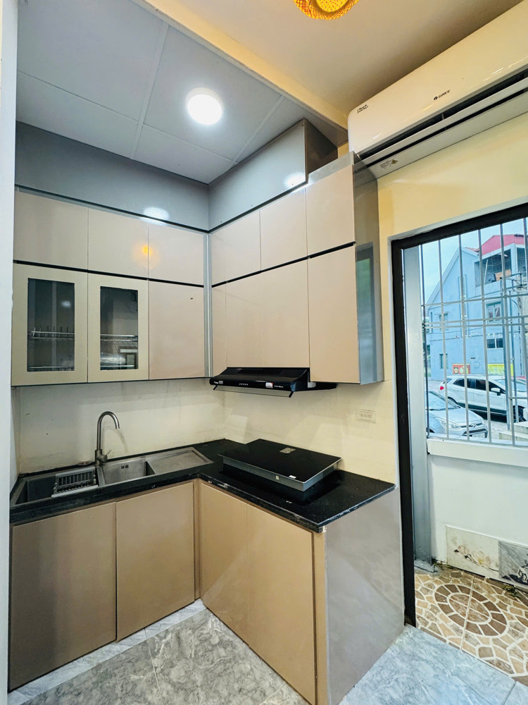 Cực Hiếm Thạch Bàn – Cổ Linh Nhà Đẹp 50M² Gara Ô Tô Gần Hồ Điều Hoà Nhỉnh 14 Tỷ