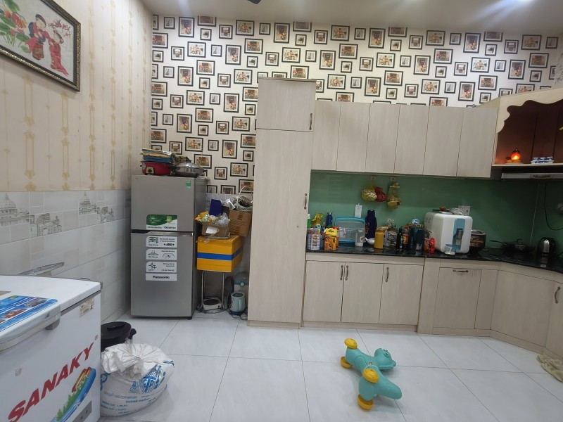 Bán Nhà Đường Đình Phong Phú, Q9, Thủ Đức, Tp Hcm. Dt, 80M2, 3 Tầng, Shr. Giá - 7.1 Tỷ