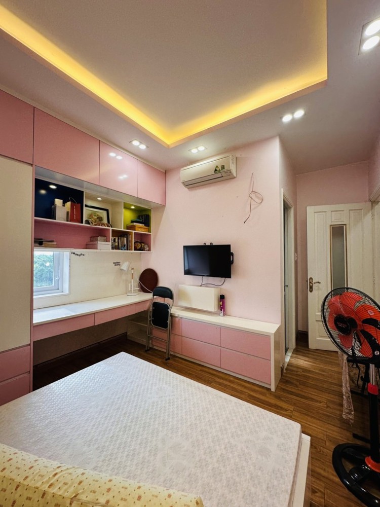 Bán Nhà Đường Đình Phong Phú, Q9, Thủ Đức, Tp Hcm. Dt, 80M2, 3 Tầng, Shr. Giá - 7.1 Tỷ