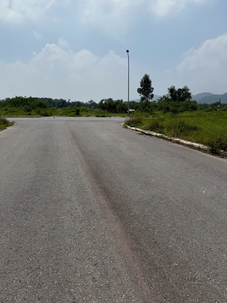 Bán Đất Gần Vin Home Đồng Sơn, Tp Bắc Giang. 108M2 - Mt 6M. Đường 21M. Giá 4,1 Tỷ