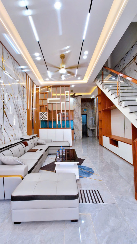Bán Nhà 2 Tầng P.biên Hòa,Shr Đường 2 Ô Tô,Gần Nhà Hàng Sông Quê