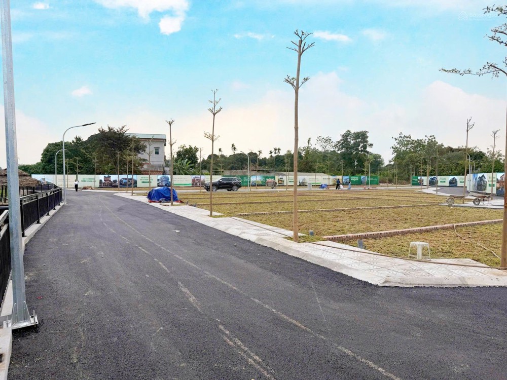 Bán Gấp 100M2 Full Thổ, Mặt Chính Đồng Trạng. Giá 2.5 Tỷ. Gần Đại Học, Gần Khu Cnc Hòa Lạc