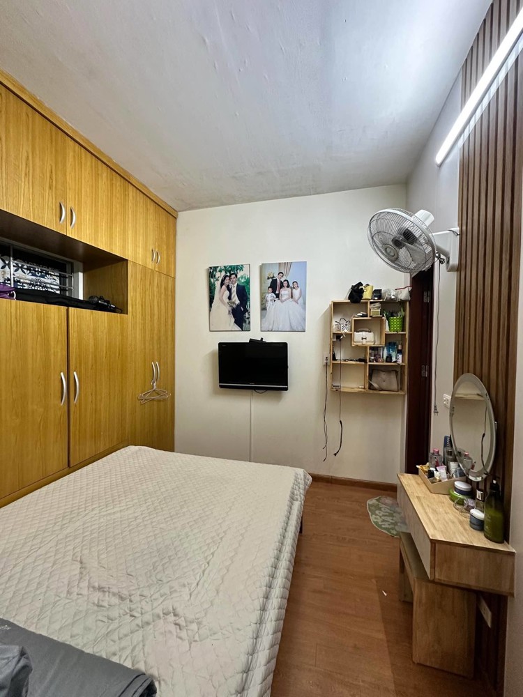 Bán Nhà Cc Ct12a Kim Văn Kim Lũ, Nguyễn Xiển, Hn, Dt 74 M2, Giá Bán 4.95 Tỷ Mô Tả: Nhà Khu Vực