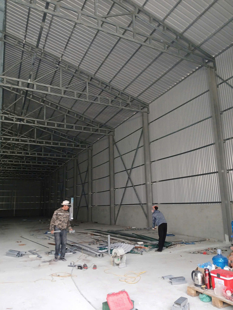 Cho Thuê Kho Xưởng 1200M² Gần Cầu Phùng, Đan Phượng - Xe Tải Lớn Vào Tận Nơi