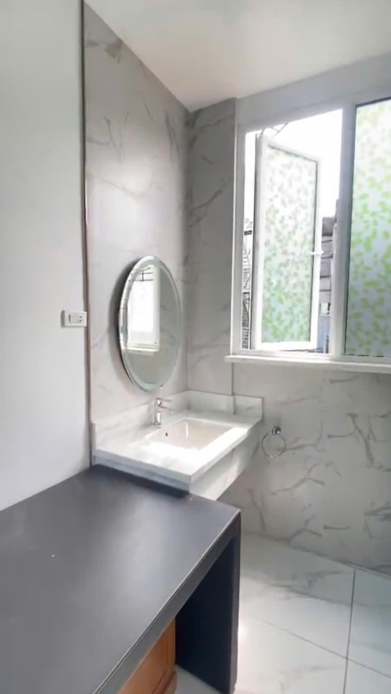 Cần Sang Chdv Mặt Tiền Đầy Đủ Nội Thất Giá Hot Võ Thị Sáu Quận 3