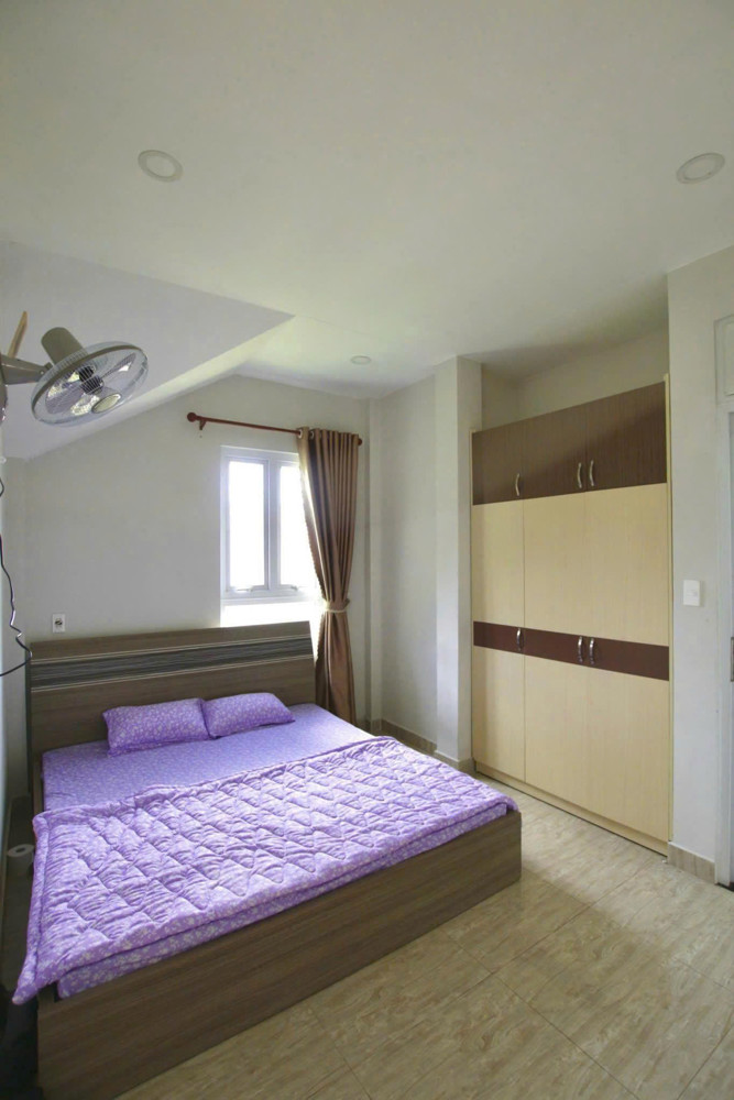 Cho Thuê Villa Full Nội Thất Cơ Bản Đồi Thông Tin Phường 8 Giá 12Tr