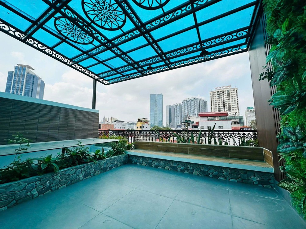 Ngay Cạnh Vin Giảng Võ - Nhà Siêu Đẹp - Thiết Kế Đẳng Cấp - Siêu Thoáng - 6 Tầng Thang Máy