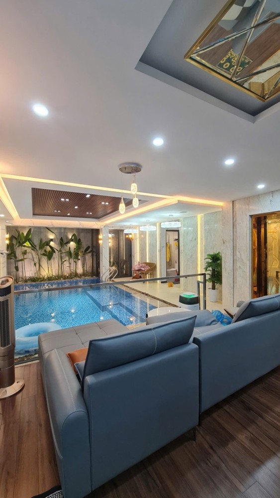 ► Villa Sát Mt Nguyễn Tri Phương, 245M2, Ngang 7M, 4 Tầng Cực Xịn Sò
