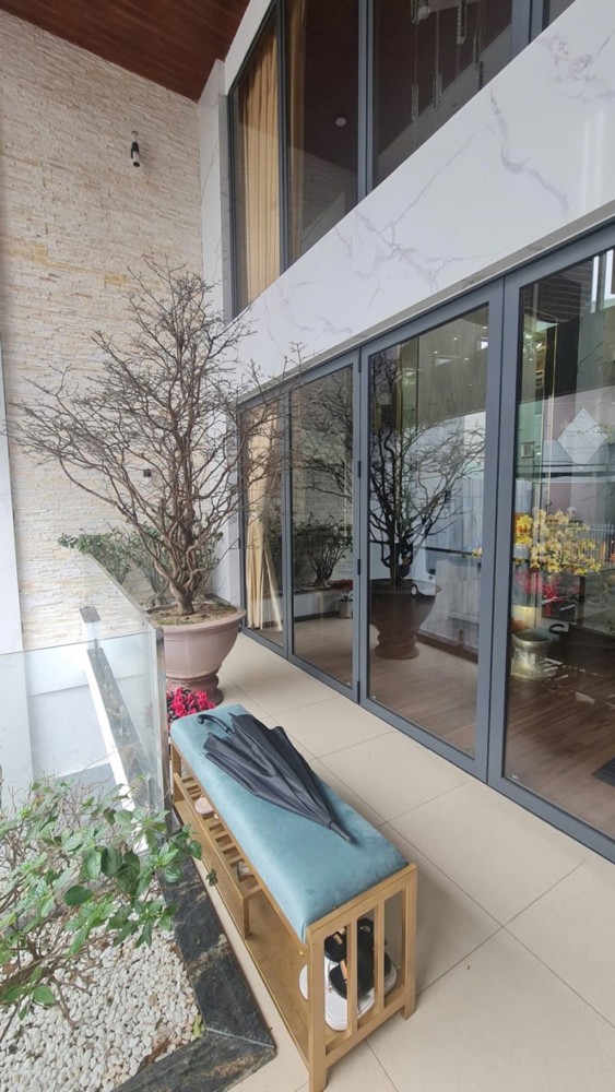 ► Villa Sát Mt Nguyễn Tri Phương, 245M2, Ngang 7M, 4 Tầng Cực Xịn Sò