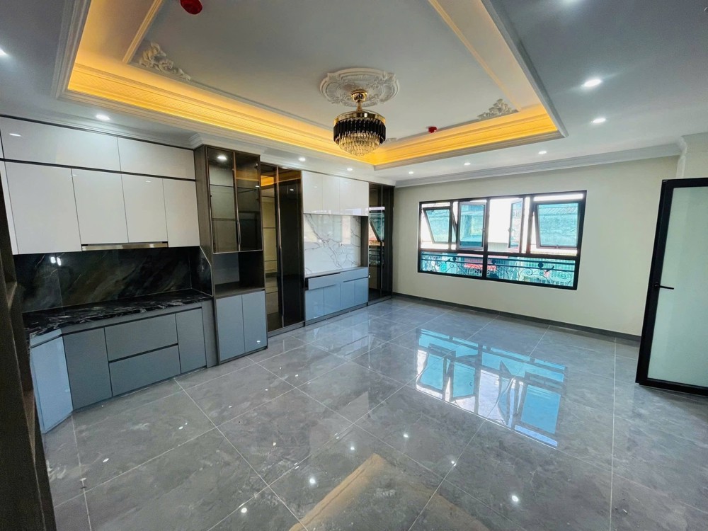 Hàng Hiếm Đường Bưởi 52M 9T Mt 6,9M Nhỉnh 34 Tỷ Ngõ Ô Tô Tránh Kinh Doanh Đỉnh