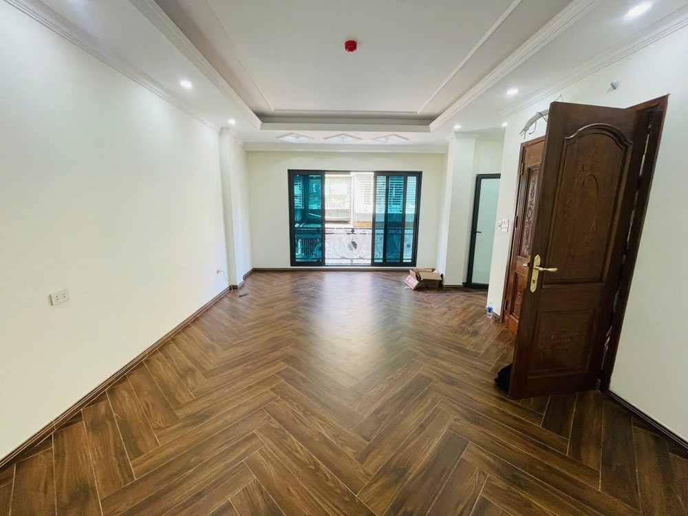 Hàng Hiếm Đường Bưởi 52M 9T Mt 6,9M Nhỉnh 34 Tỷ Ngõ Ô Tô Tránh Kinh Doanh Đỉnh