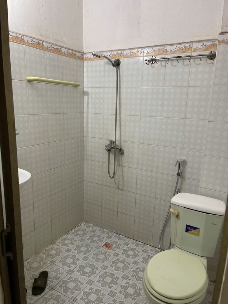 Chính Chủ Cho Thuê Nhà 4 Tầng Mặt Phố Bế Văn Đàn , Quang Trung ,Hà Đông ,Hà Nội