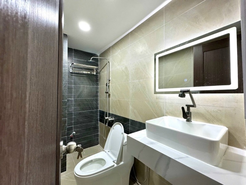 Bán Nhà Hẻm Phạm Văn Đồng, Thủ Đức, Tp Hcm. Dt 74M2, 4 Tầng. Giá 8.8 Tỷ