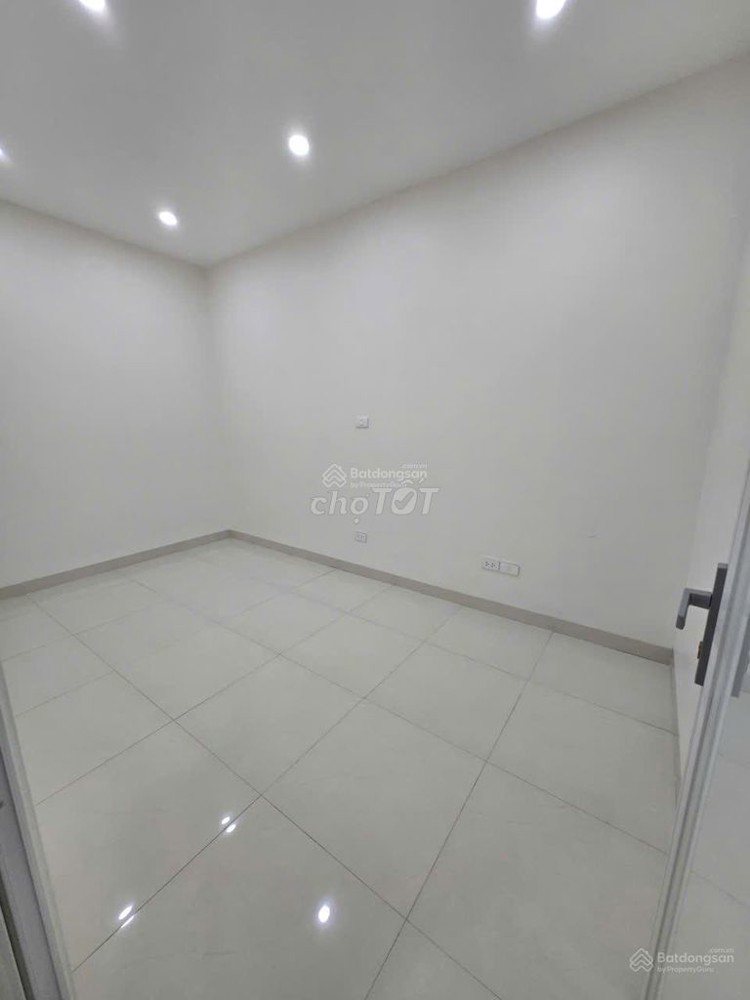 Chính Chủ Cho Thuê Nhà Tầng 1 – Phố Tây Kết, Hai Bà Trưng – Phù Hợp Kinh Doanh, Văn Phòng