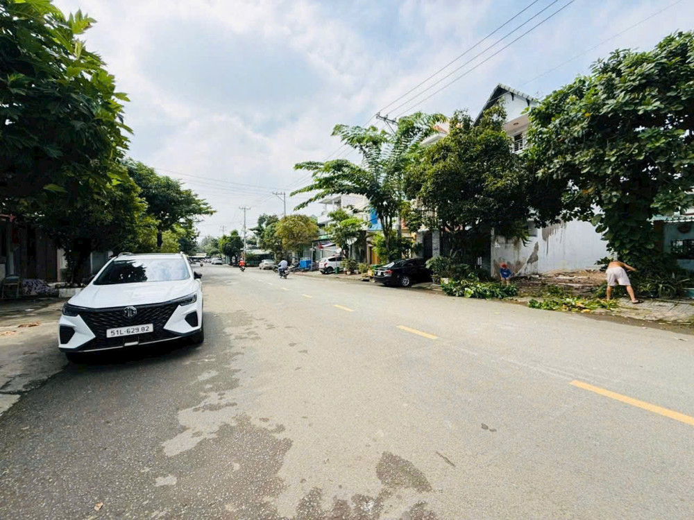 Bán Lô Đất Vị Trí Đẹp Đường 20M Khu Bên Sông Đường 27 Hiệp Bình Chánh, Tp Thủ Đức
