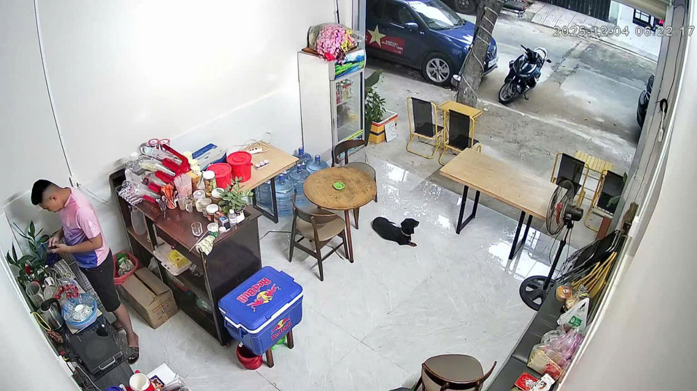 Sang Nhượng Quán Cafe Mặt Tiền Hẻm Bác Ái, Tân Phú