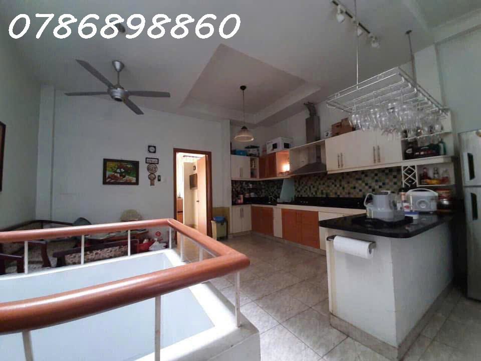 Cần Bán Gấp Nhà Hẻm 515 Lê Văn Lương – Phường Tân Hưng, Quận 7