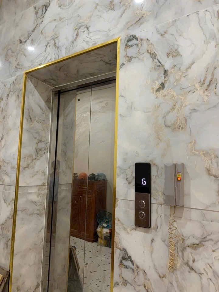 Giảm Sốc 5 Tỷ – Nhà Mt Nguyễn Thị Sóc 1 Trệt 5 Lầu – Thang Máy – Chỉ 11 Tỷ