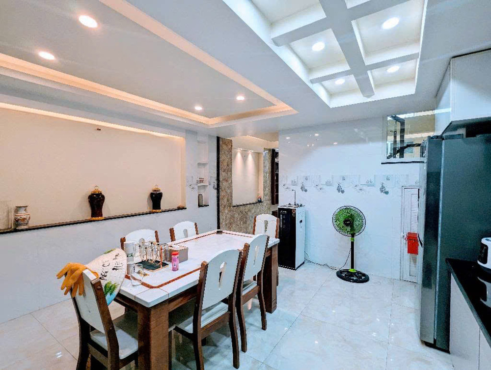 Bán Nhà 4 Tầng Hẻm Xe Hơi Gần Phú Mỹ Hưng, Sổ Hồng Riêng Hoàn Công Đầy Đủ