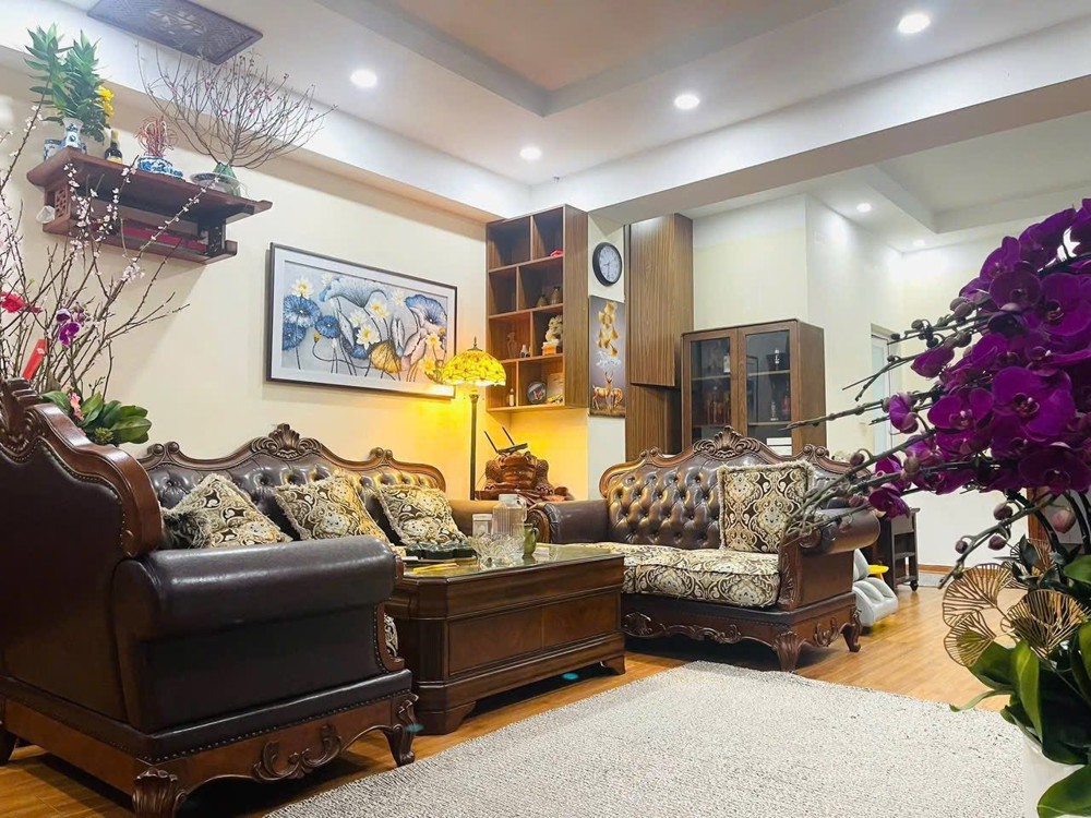 Tòa N08 Thành Thái 118M 3Pn, Nội Thất Siêu Đẹp, 12.6 Tỷ Cạnh Công Viên Cầu Giấy