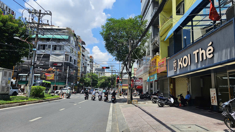 307.23 Bàu Cát, Tân Bình, 133M2, Giá 15 Tỷ. Cơ Hội Đầu Tư Sinh Lời Ngay! Lh: 0898333313