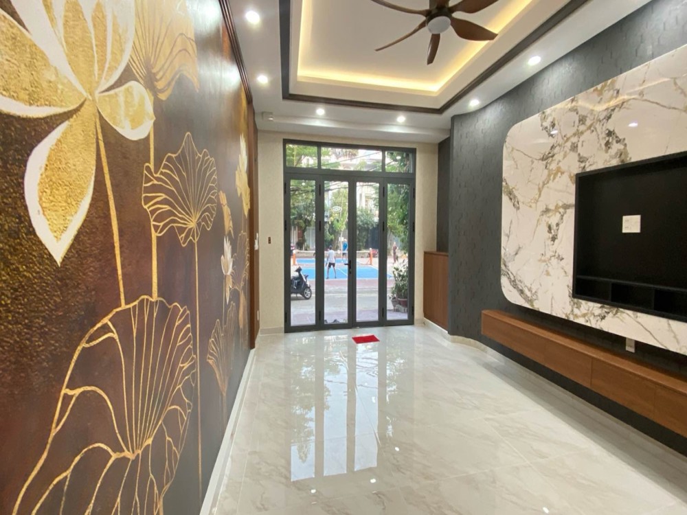 [L2342] Tìm Đâu Nhà Phân Lô Đồng Bộ, Đường 10M Bình Lợi?
