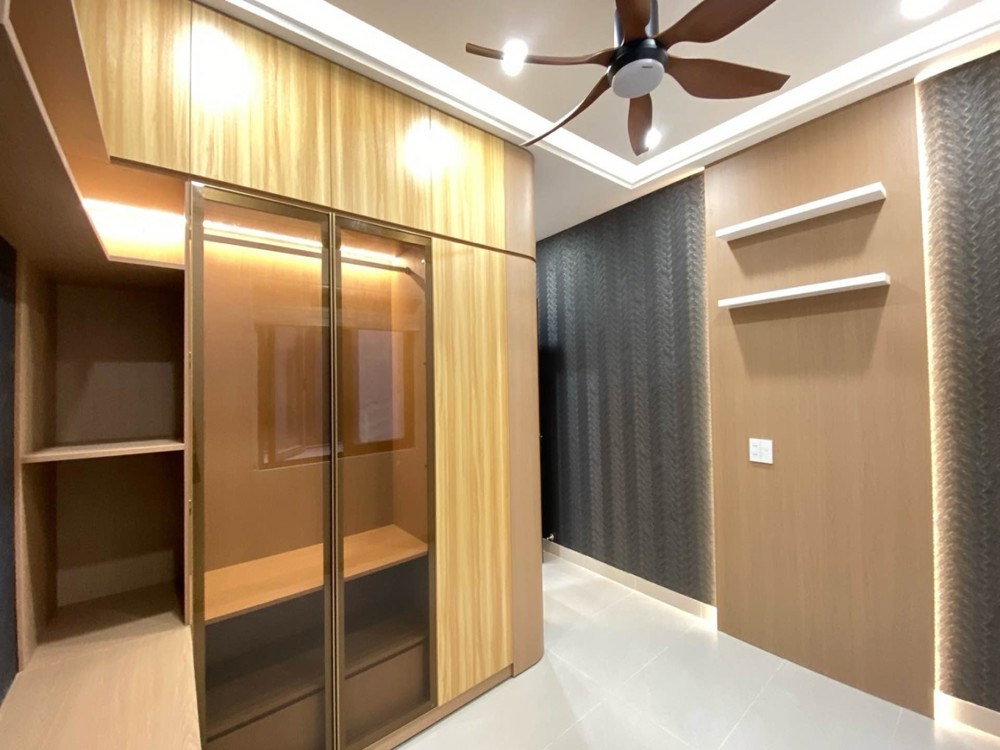 [L2342] Tìm Đâu Nhà Phân Lô Đồng Bộ, Đường 10M Bình Lợi?