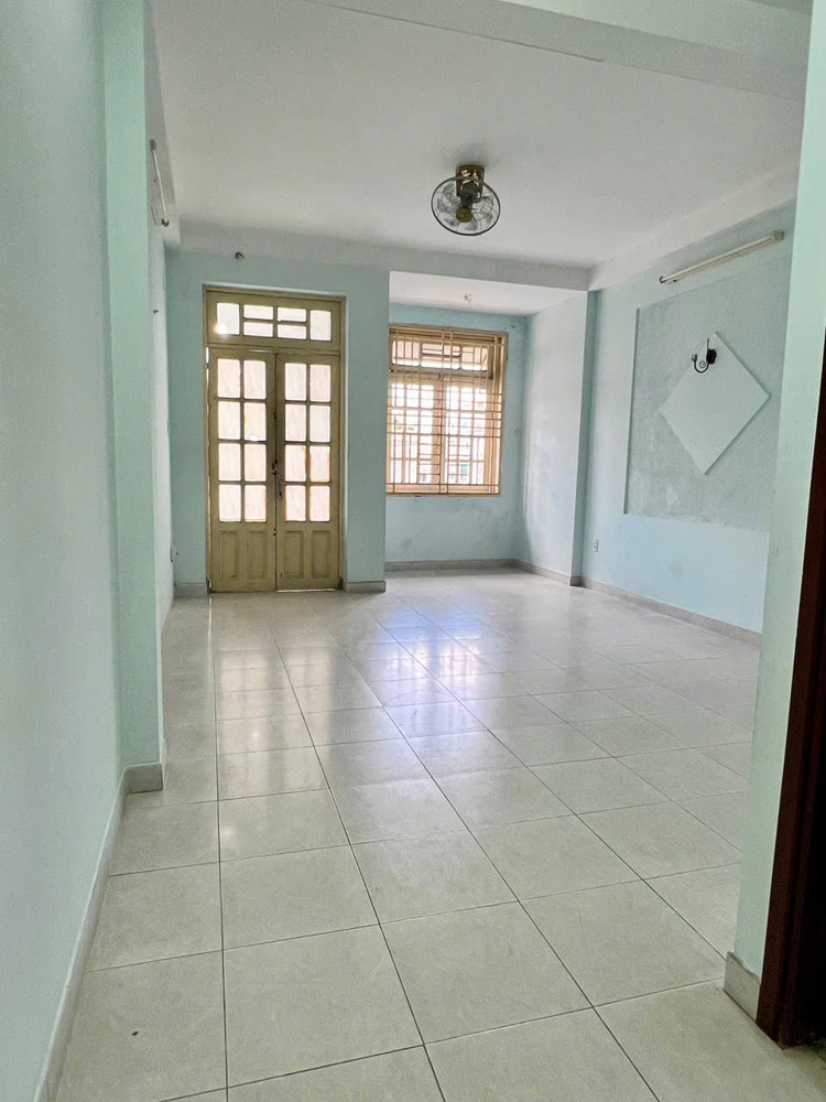 Nhà Mặt Tiền 621B Cmt8 – Quận 10