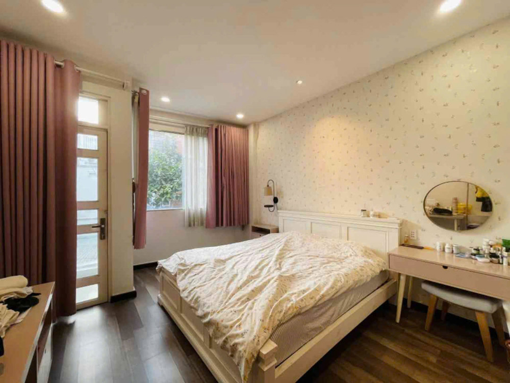Khu Này Đc Nhiu Căn Như Vậy - 5 Tầng Lầu - Hẻm Xe Hơi - 55M2 - Nguyễn Văn Đậu, Bình Thạnh - Chỉ