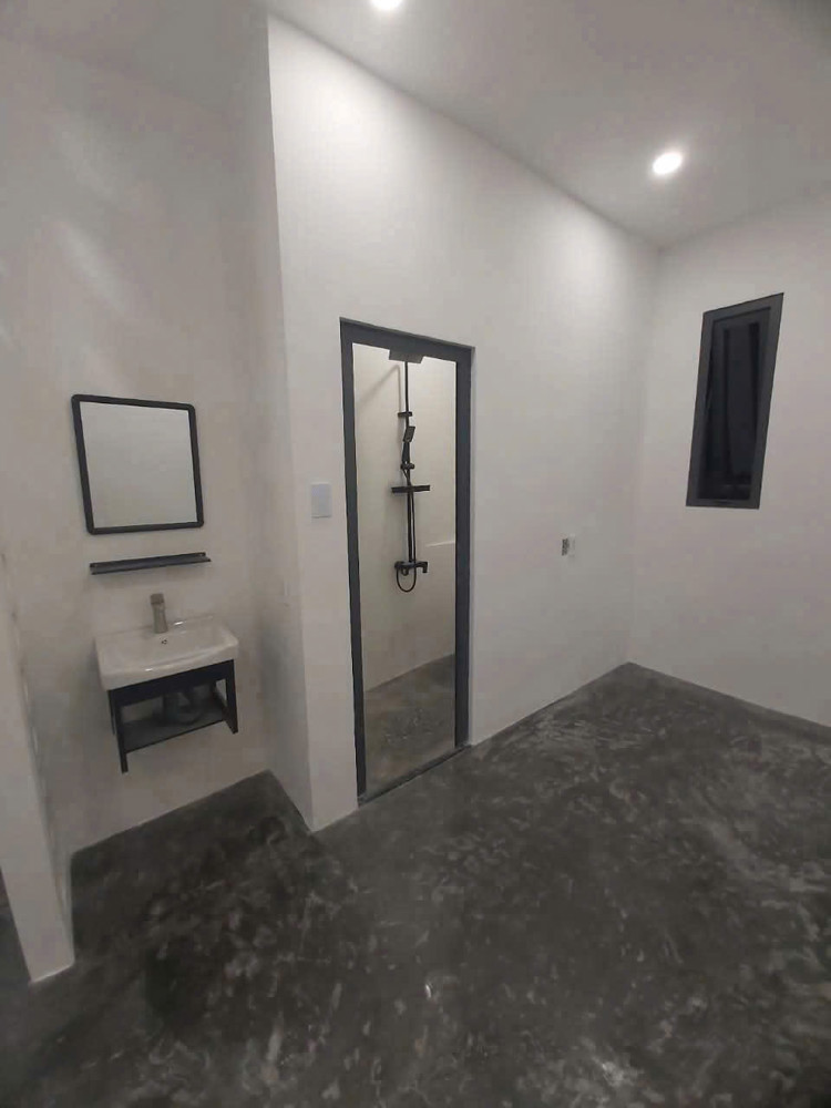 Bán Nhà Đẹp 3 Tấm Cạnh Q1 Có 3Đ