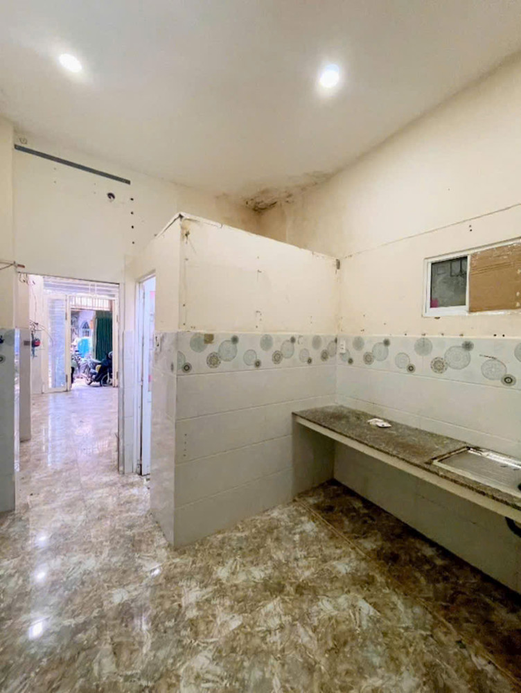 Bán Nhà Hẻm 3M Đúc 3 Tấm Dtsd 100 M2 Có 3Đ