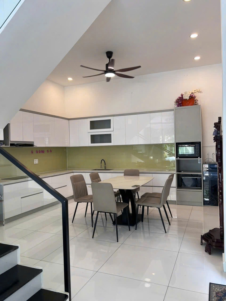 Chính Chủ Cần Bán Nhà + Dãy Trọ Đang Cho Thuê