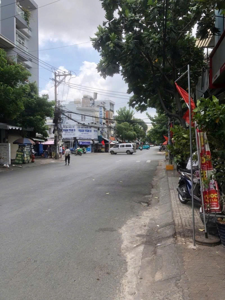 Bán Nhà Mặt Tiền Gò Dầu - Gần Ngã Tư Tân Quý, 4,5X17m - 4 Tầng - 4Pn, Hạ 13,9 Tỷ